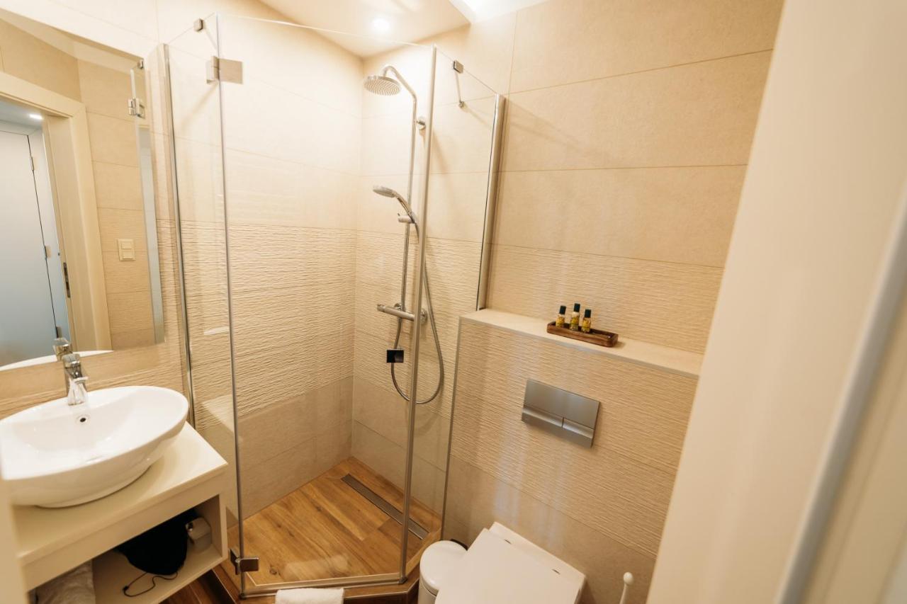 Bed and Breakfast Lábasház Debrecen Esterno foto